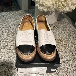 Chanel CC Logo Black & White Espadrilles Leather Loafers